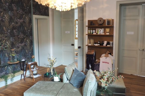Studio chez June Photo de l'entrée et de la boutique de Chez June à Nantes