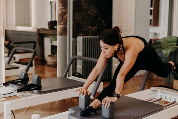 Photo d'Alejandra en cours de Pilates Reformer chez June